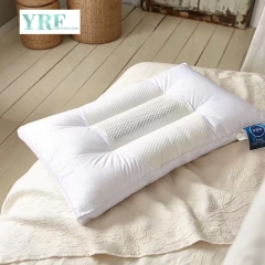 бавовна з біленою купкою подушки