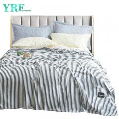 Пухнаста затишна ковдра