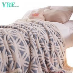 Тепла ковдра для пікніка в стильному стилі