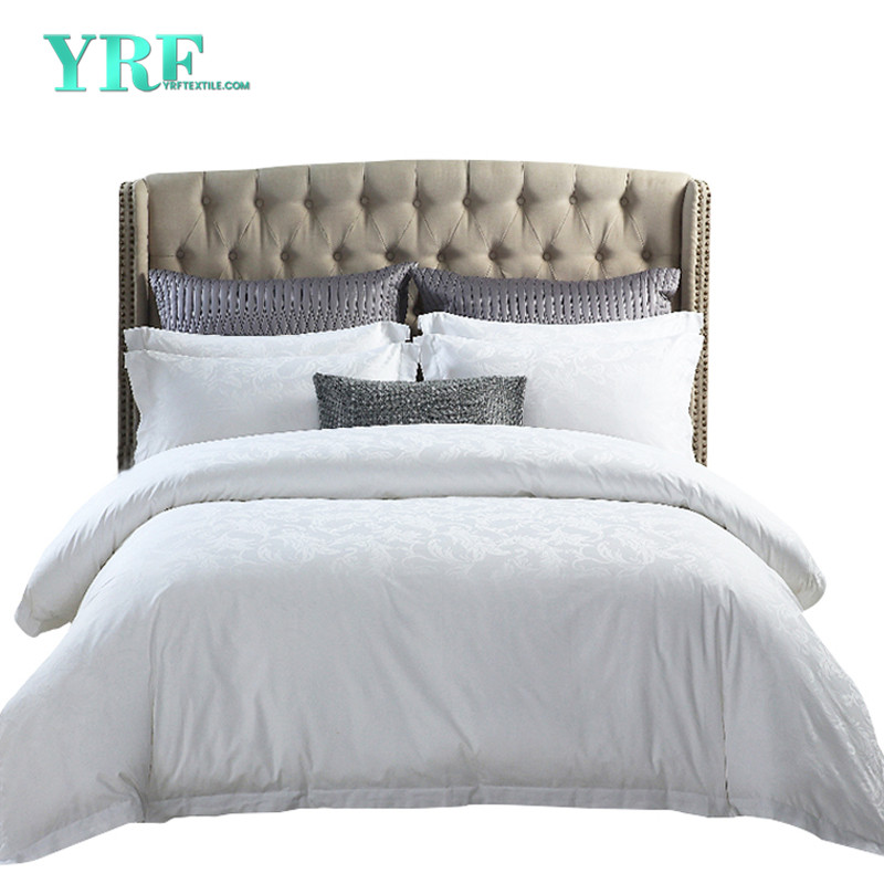 Як випрати простирадла з плямами крові, які довго залишалися?