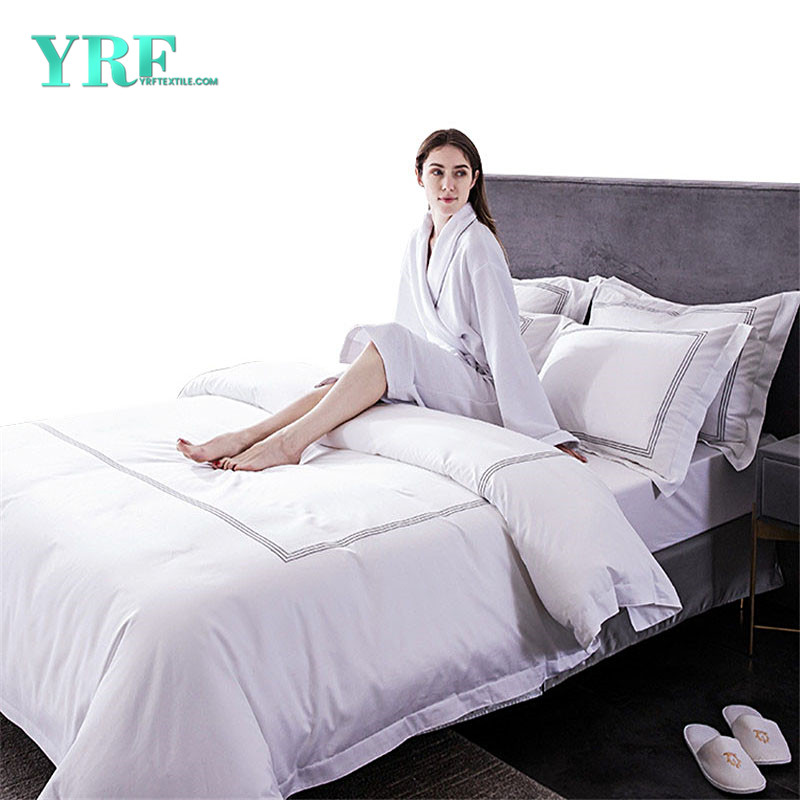 Як позбутися стійких плям на постільній білизні?