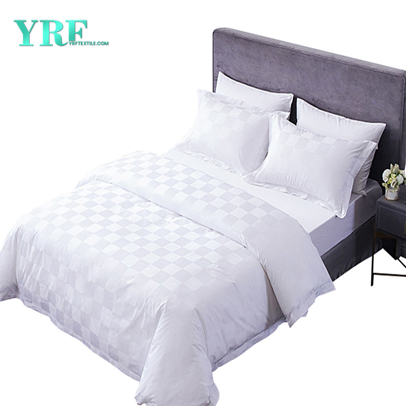 Як прати та доглядати за постільною білизною в готелі?